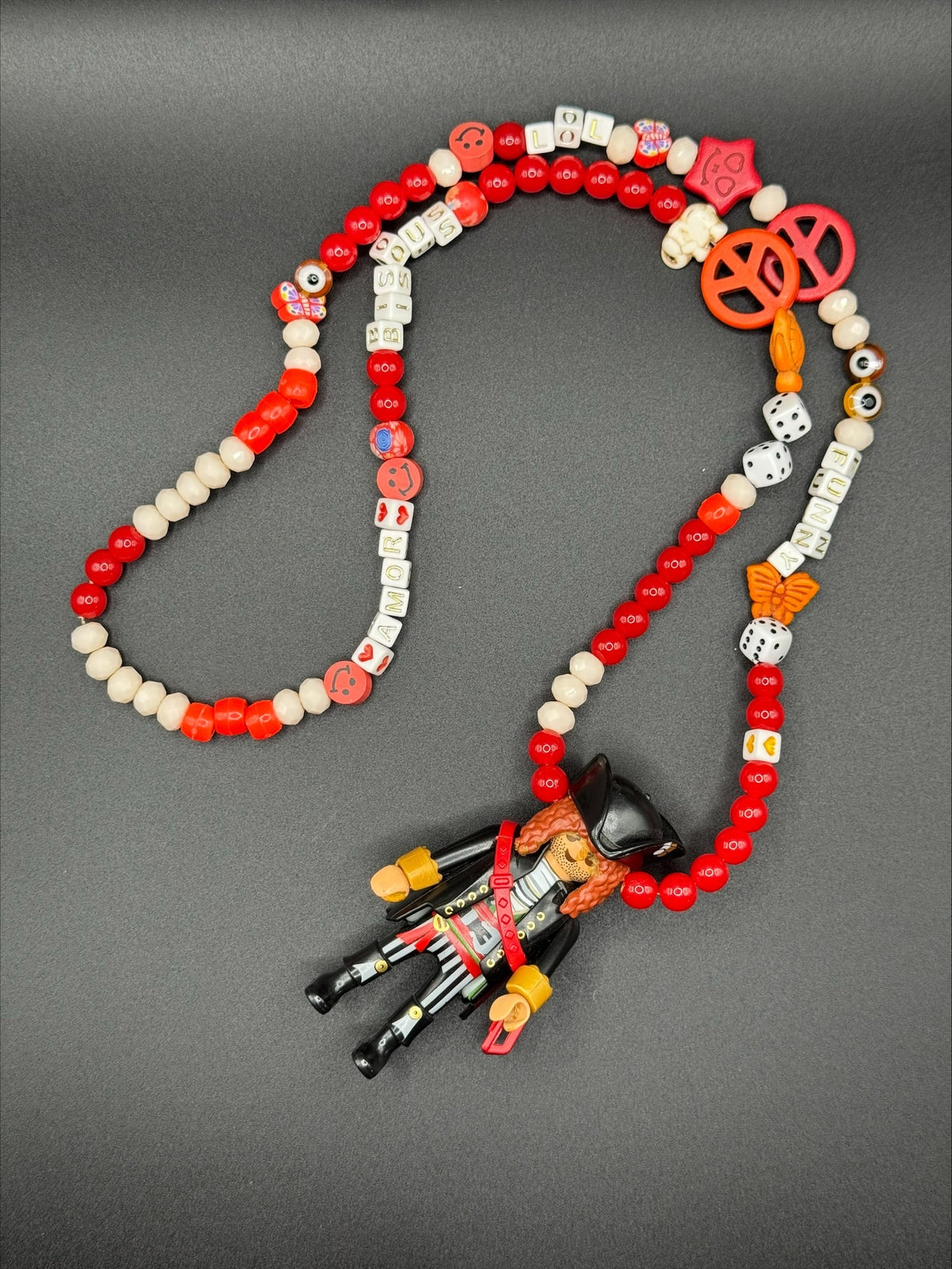 collier Playmobil full perles