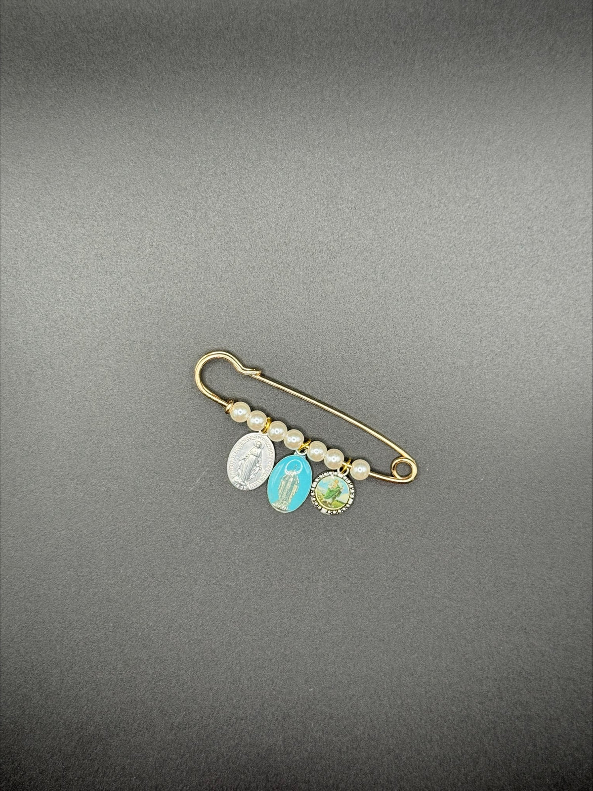 Broche médailles (plusieurs modèles)