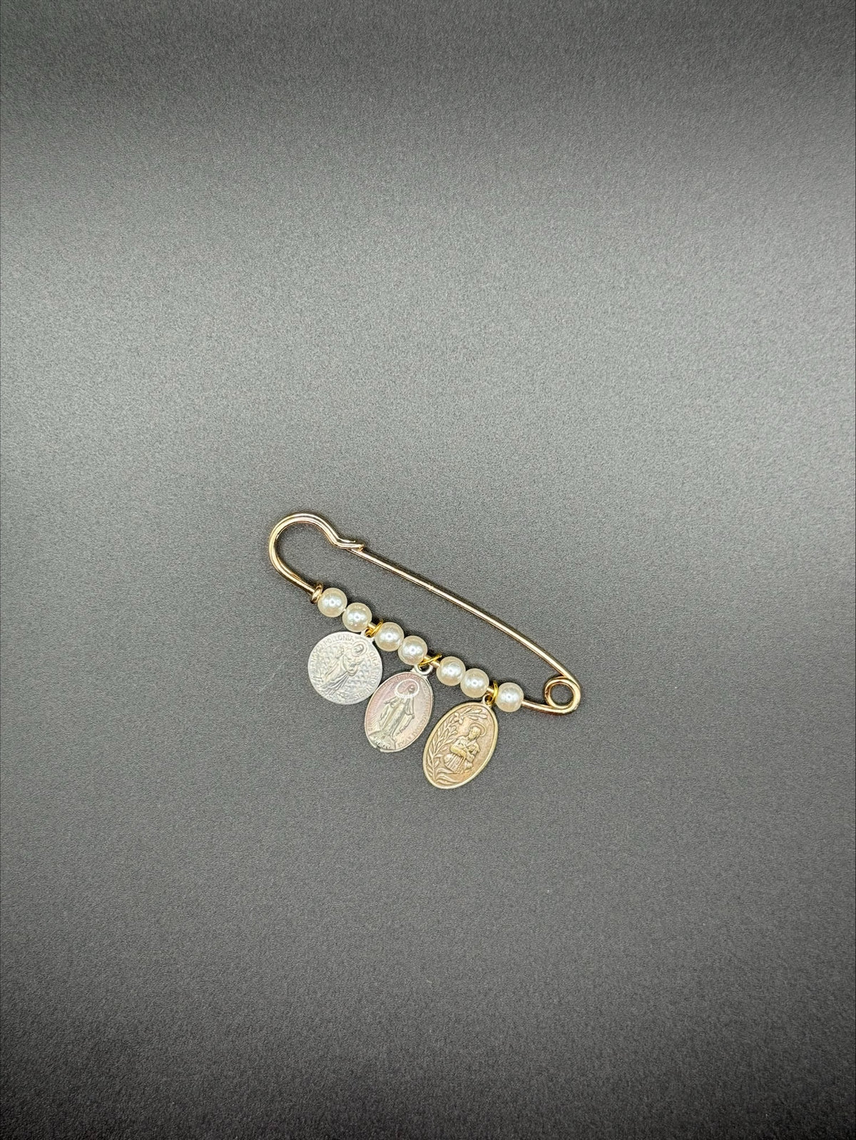 Broche médailles (plusieurs modèles)